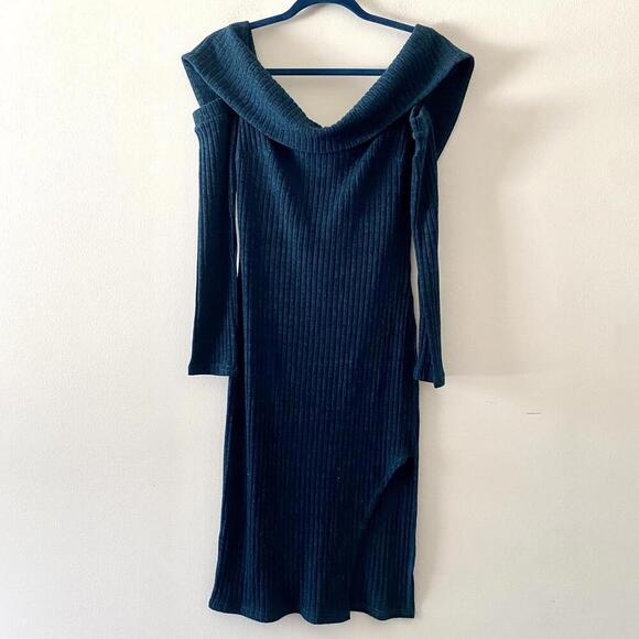 LAVISH ALICE dark teal long sleeve off the shoulder mini drezz - Picture 3 of 6